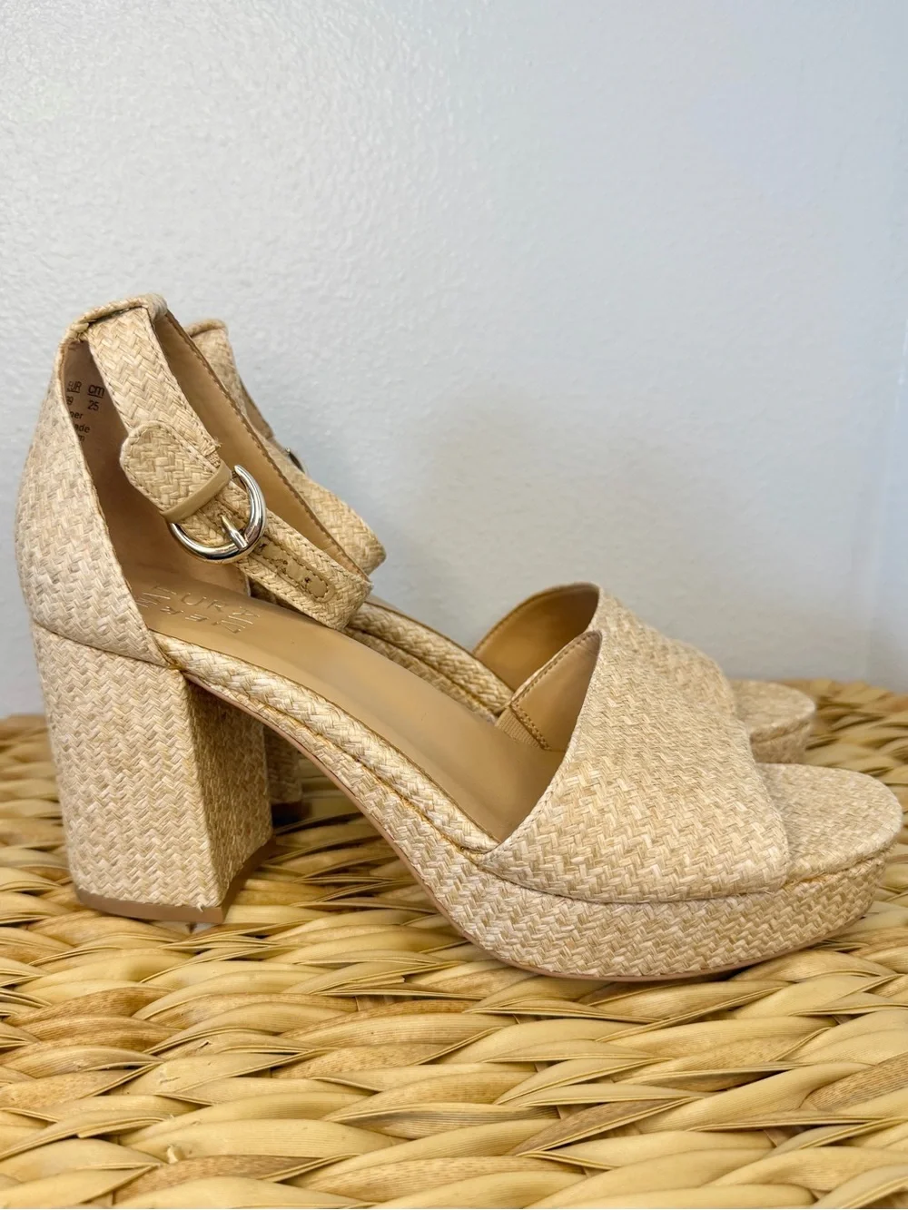 Naturalizer Beige Woven Block Heel Sandals Size US8.5